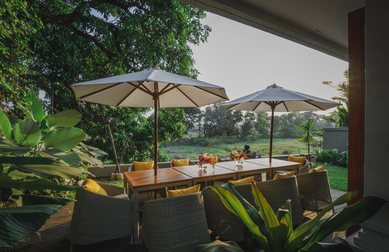 Baale Resort Goa Arpora Esterno foto