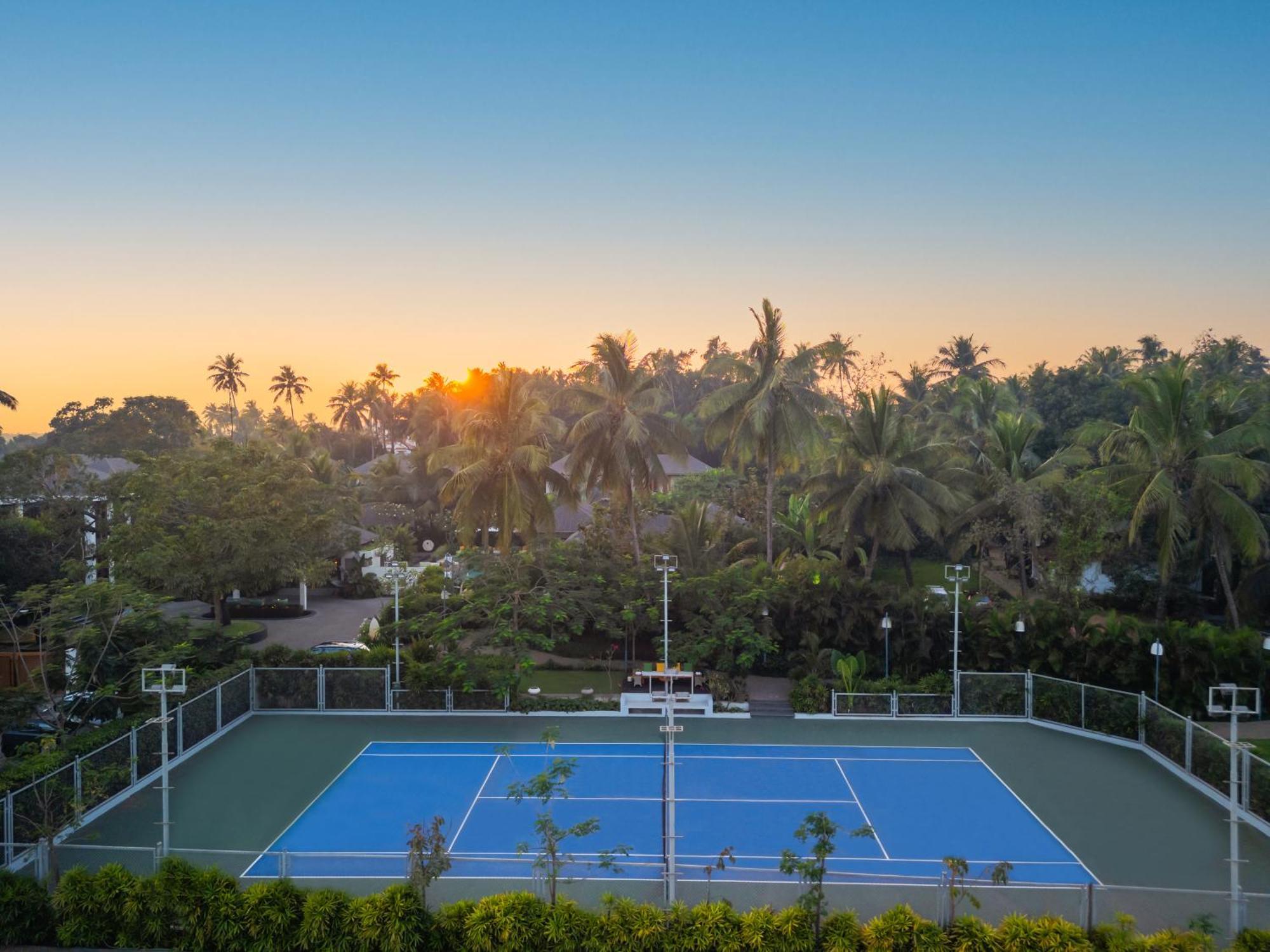 Baale Resort Goa Arpora Esterno foto